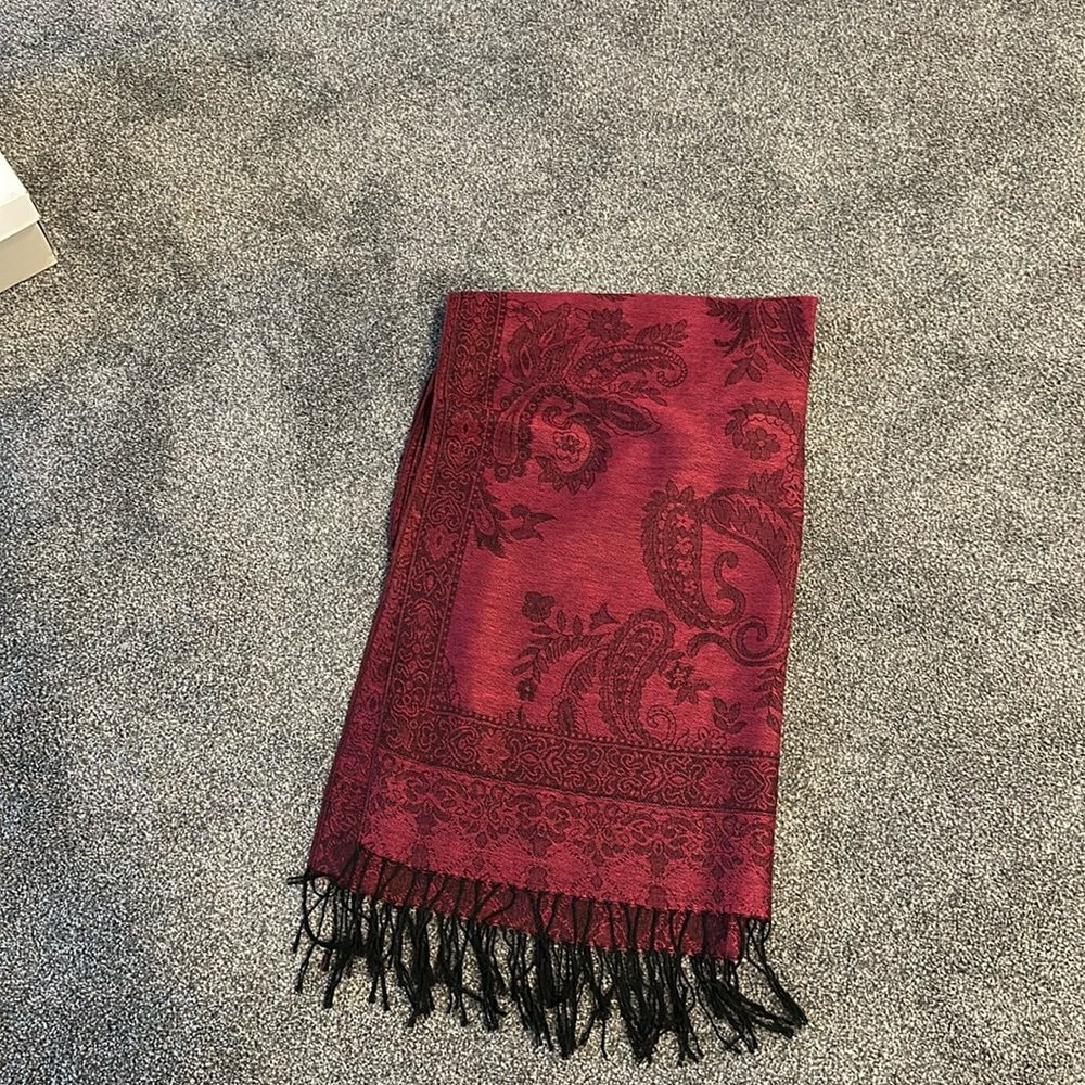 Scarves 🧣 new